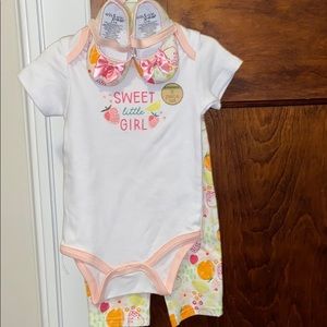 Chick pea 3 piece w shoes